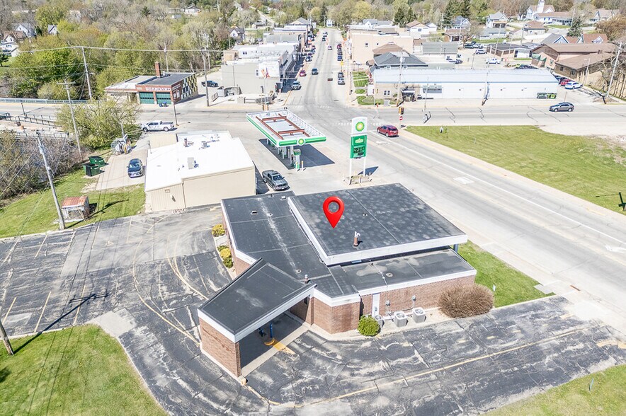 More Photos Of 132 E Main St, Hortonville Bank For Sale