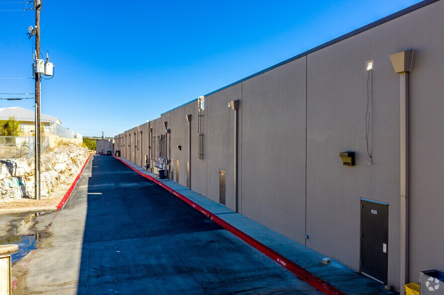 More Photos Of 3111 TPC Pky, San Antonio Unknown For Lease