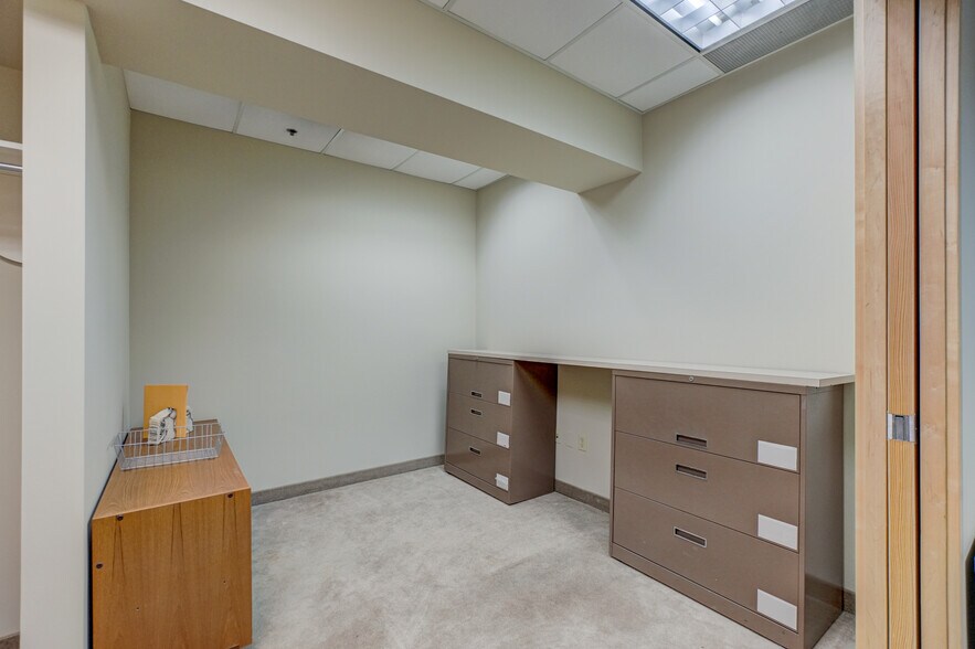 More Photos Of 1201 Yale Pl, Minneapolis Apartments For Sale