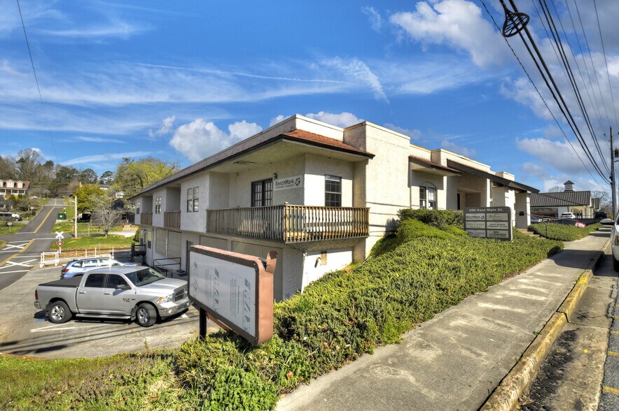 More Photos Of 990 E Main St, Blue Ridge Office For Sale