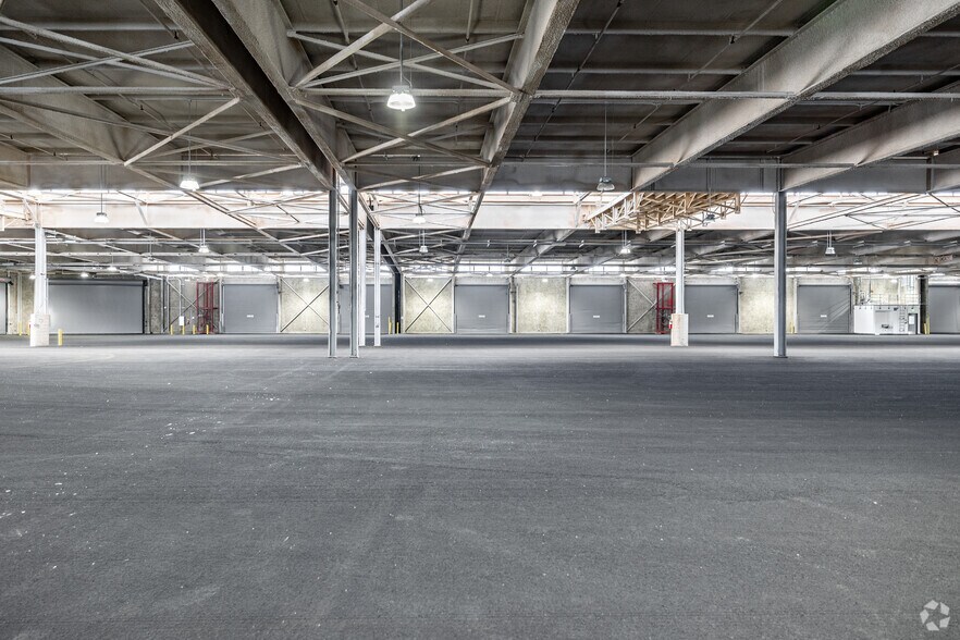 More Photos Of 1251 W Pier D St, Long Beach Warehouse For Lease