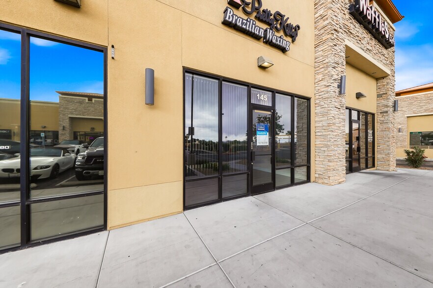 More Photos Of 6446 N Durango Dr, Las Vegas Freestanding For Lease