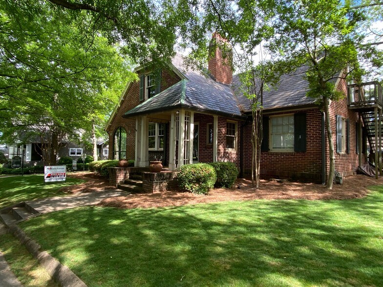 Primary Photo Of 114 Whitsett St, Greenville Office For Lease