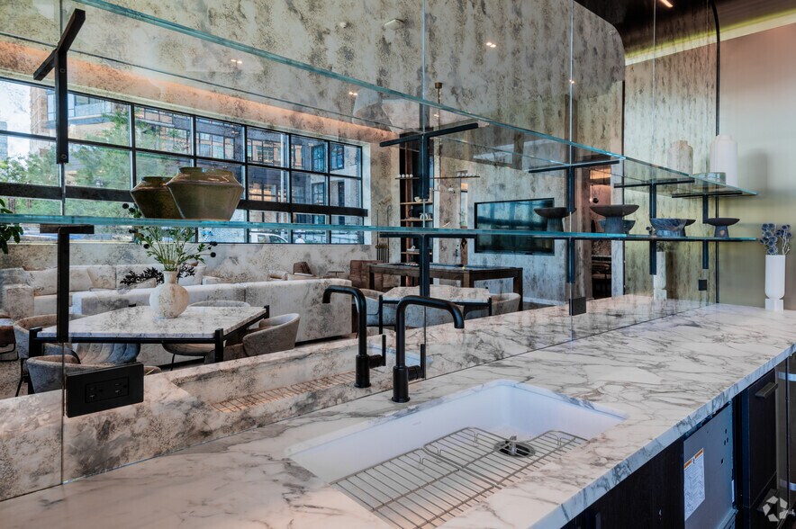 More Photos Of 29 Huron St, Brooklyn Apartments For Lease