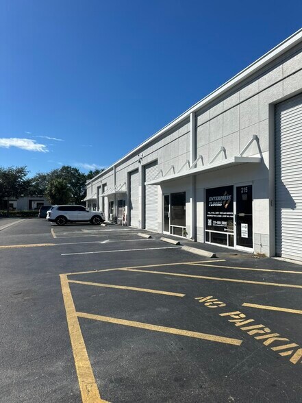 Primary Photo Of 4110 Enterprise Ave, Naples Unknown For Lease