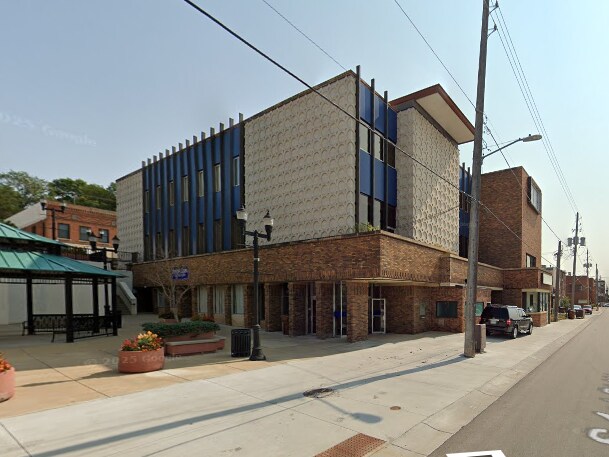 More Photos Of 101 S 1st St, Montevideo Office Residential For Sale