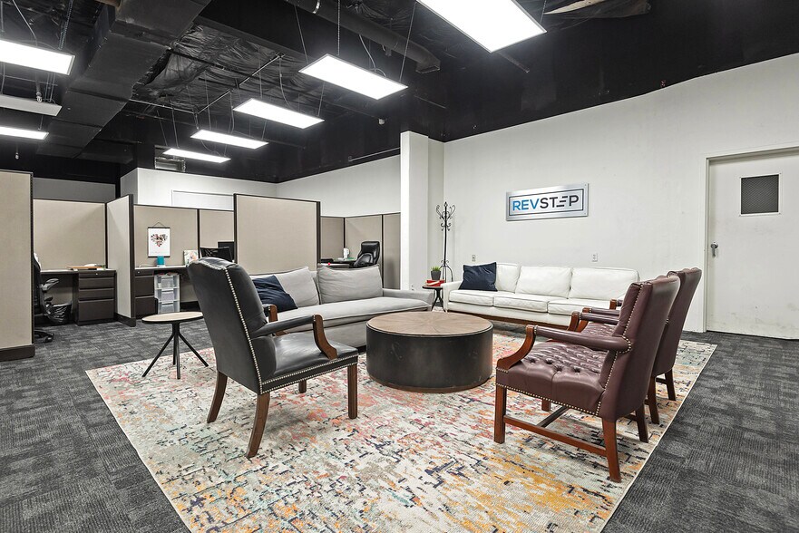 More Photos Of 3101 W 2100 S, Salt Lake City Flex For Lease