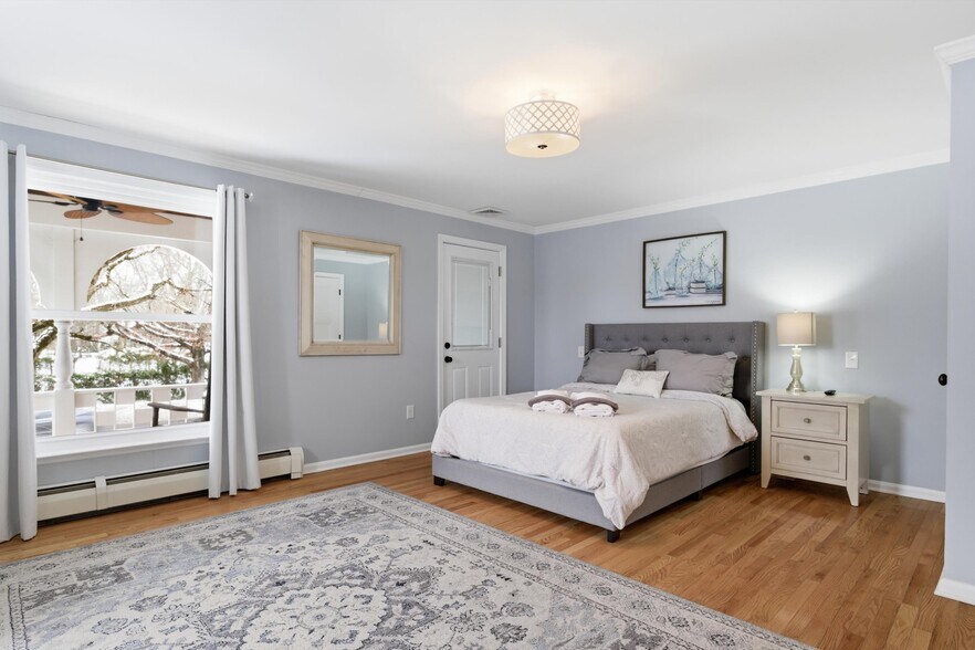More Photos Of 149 Union Ave, Saratoga Springs Hospitality For Sale