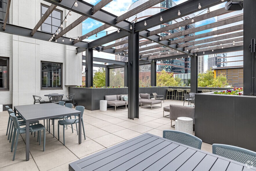 More Photos Of 1375 Peachtree St NE, Atlanta Office For Lease