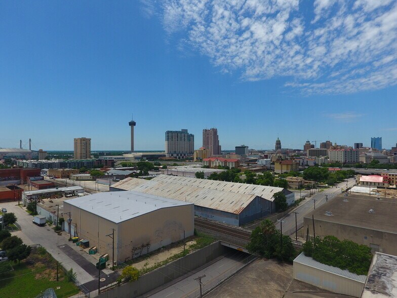 More Photos Of 314 Nolan St, San Antonio Industrial For Sale