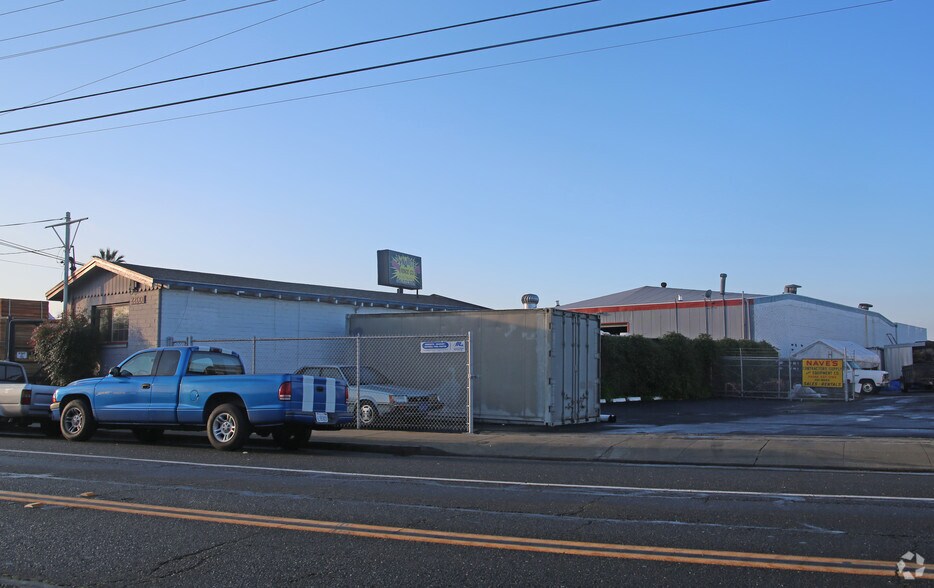 More Photos Of 22001 Meekland Ave, Hayward Warehouse For Lease