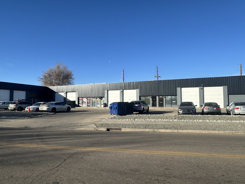 Primary Photo Of 2101 S Platte River Dr, Denver Warehouse For Lease