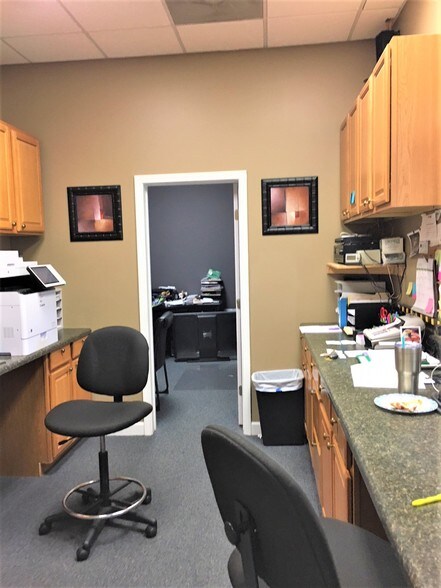 More Photos Of 1000 Bearcat Way, Morrisville Flex For Lease