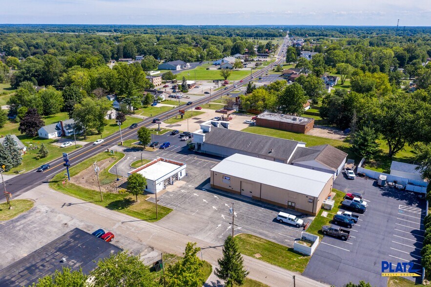 More Photos Of 4877 Mahoning Ave, Warren Auto Repair For Sale