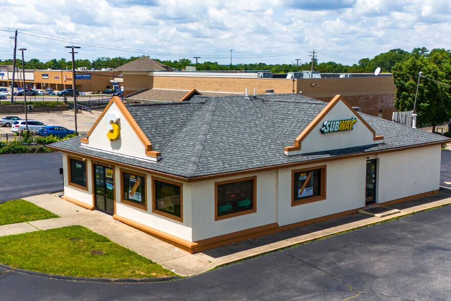 More Photos Of 1102-1192 W Kemper Rd, Cincinnati Unknown For Lease