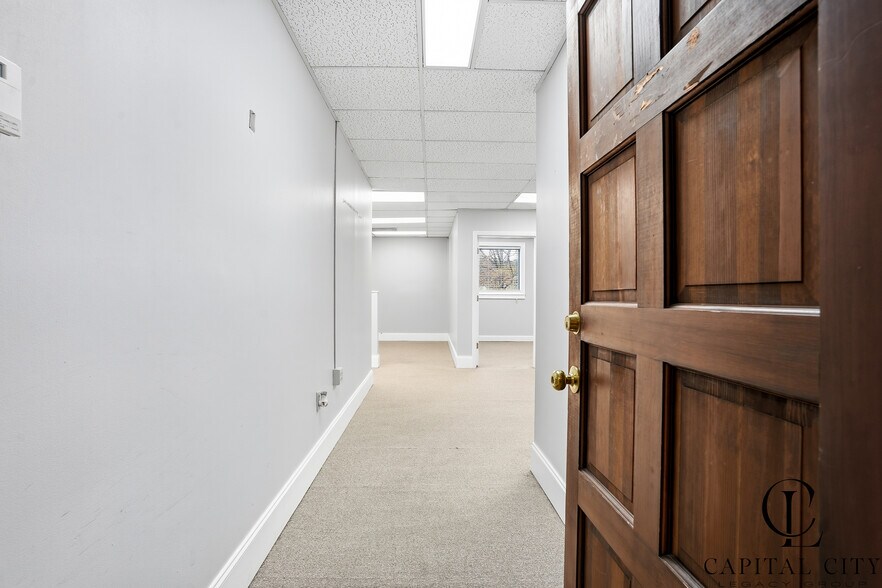 More Photos Of 10115 N Hwy 142, Covington Medical For Lease