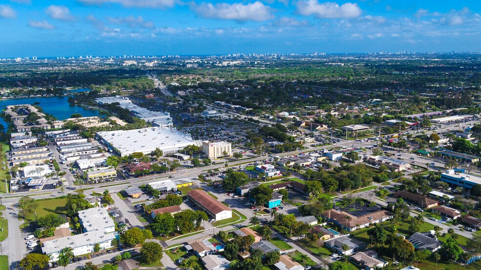 More Photos Of 6000 NW 7th St, Margate Apartments For Sale