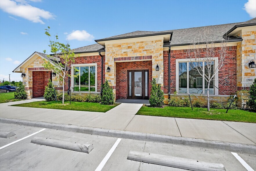 More Photos Of 7950 Preston Rd, Frisco Medical For Lease