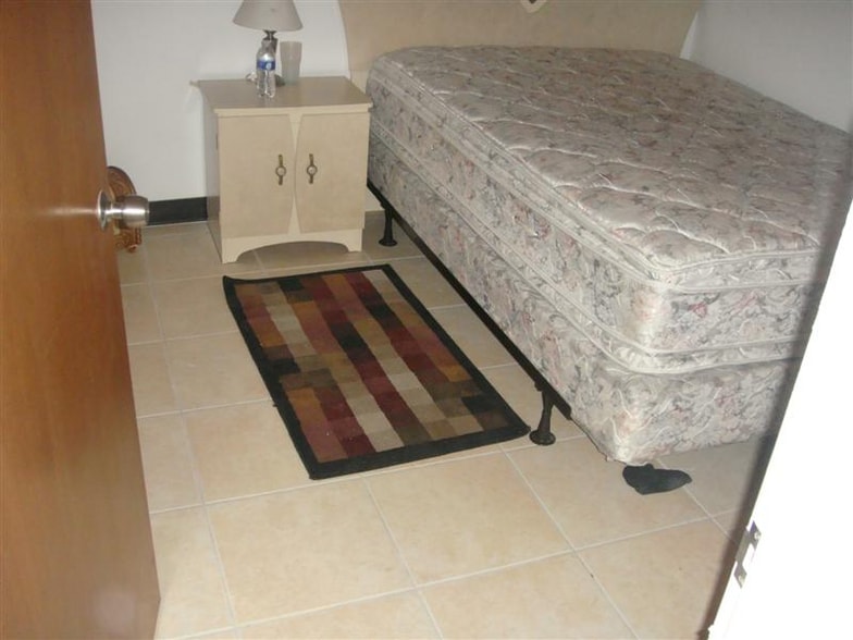 More Photos Of 3006 N 44th St, Tampa General Retail For Sale