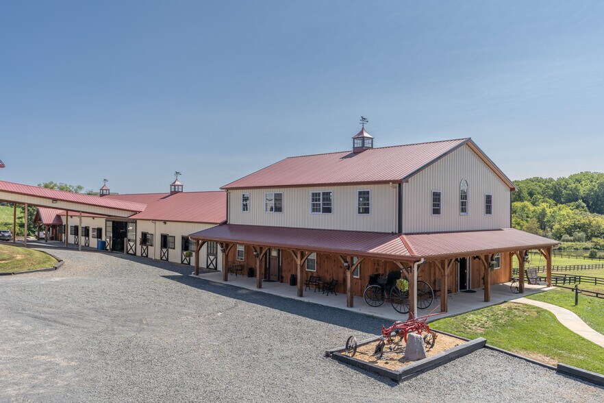 More Photos Of 15158 Berlin Tpke, Purcellville Lodge Meeting Hall For Lease