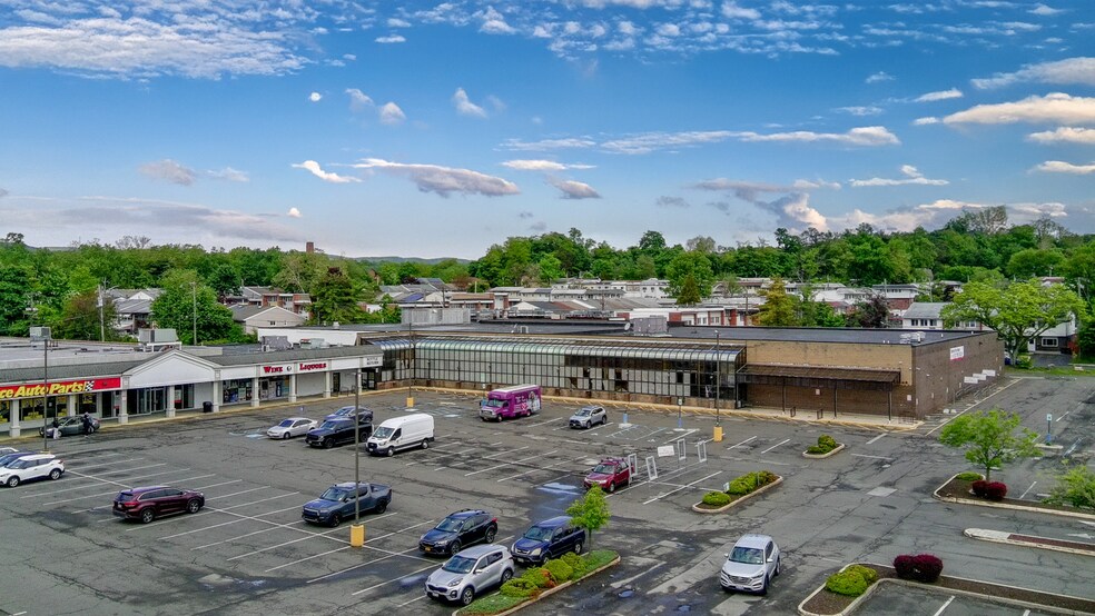 More Photos Of 45 S Route 9W, West Haverstraw Unknown For Lease