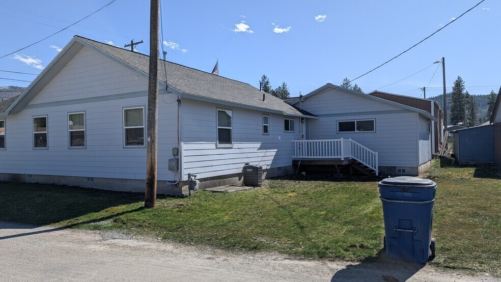 More Photos Of 108 N Division St, Pinehurst Medical For Sale