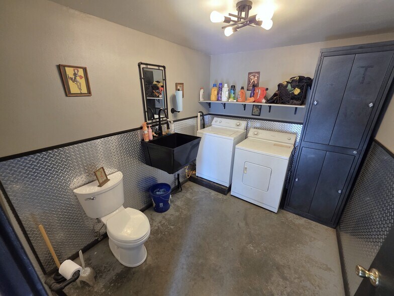 More Photos Of 8090 W US Highway 50, Salida General Retail For Sale