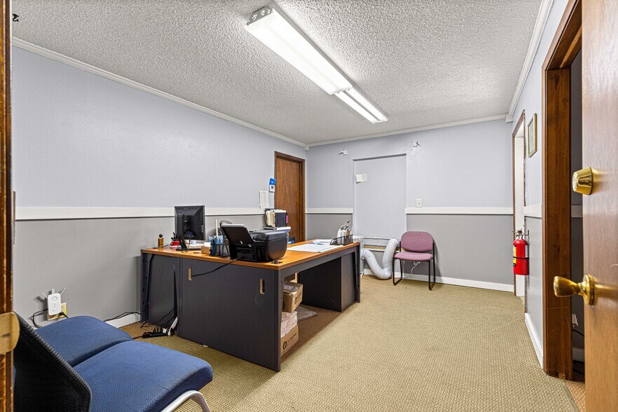 More Photos Of 484 Emerald Rd, Ocala Religious Facility For Sale