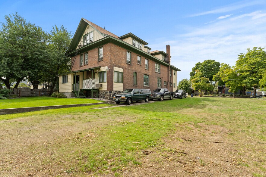 More Photos Of 1414-1418 N Lincoln St, Spokane Apartments For Sale