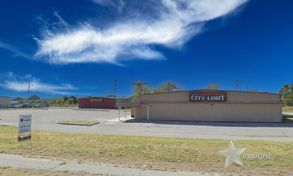 More Photos Of 9800-9806 NW Cache Rd, Lawton Freestanding For Sale