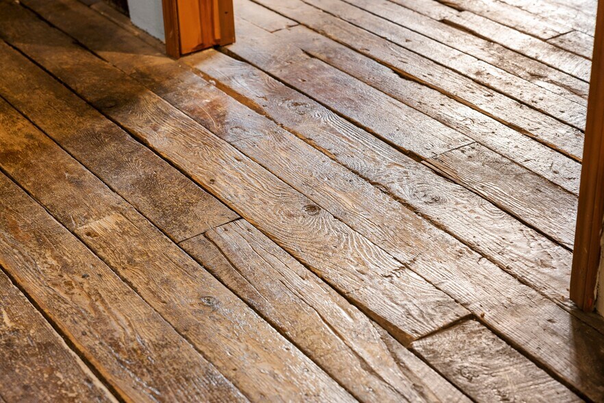 More Photos Of , Gaylord Unknown For Sale