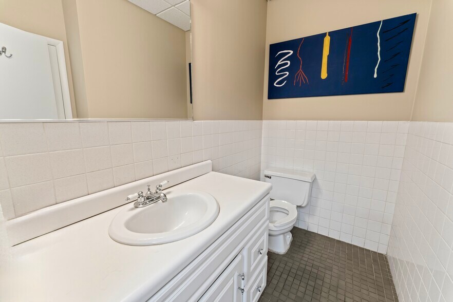 More Photos Of 225 Millburn Ave, Millburn Medical For Lease