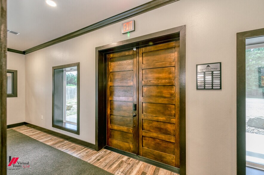 More Photos Of 7303 State Highway 43 S, Marshall Warehouse For Sale