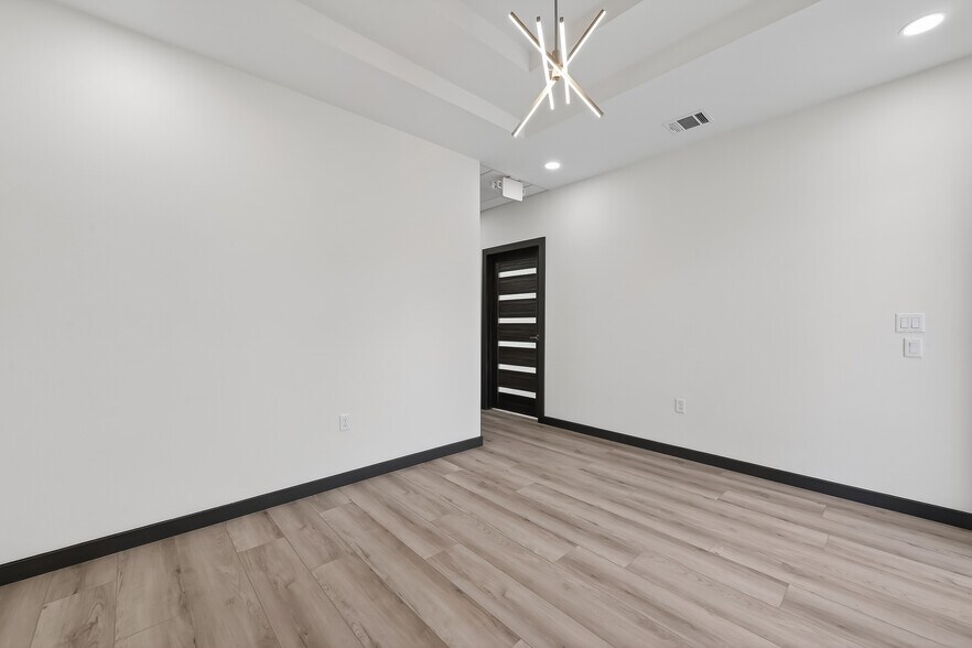 More Photos Of 5151 Meadow Ranch Pky, Richmond Office For Lease