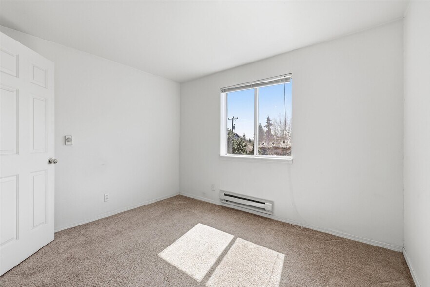 More Photos Of 8320 Lake City Way NE, Seattle Apartments For Sale