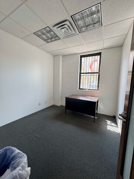 More Photos Of 415-425 Concord Ave, Bronx Industrial For Sale