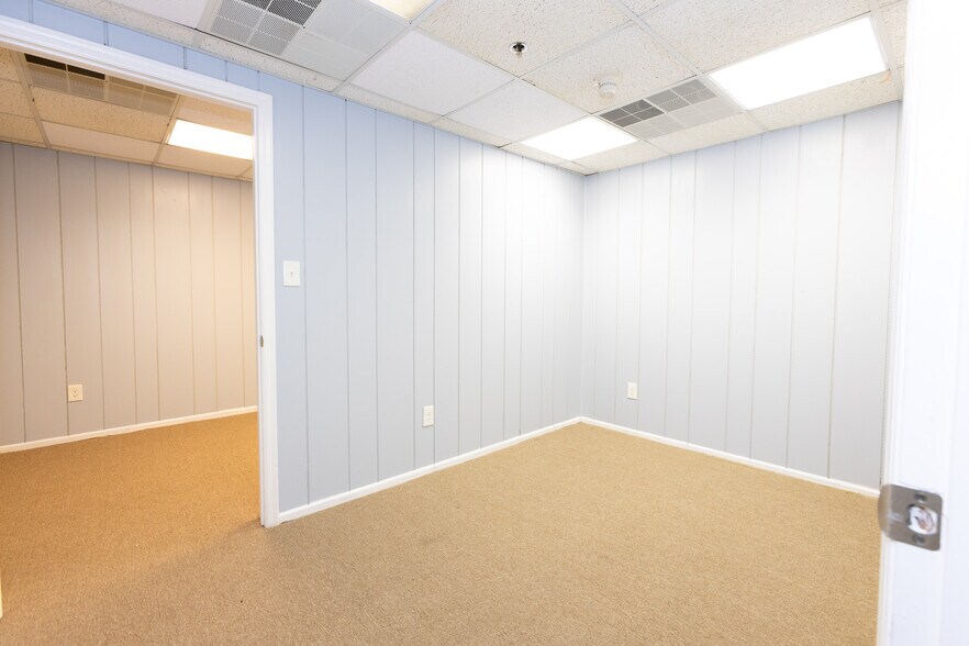 More Photos Of 1150-1190 W St Georges Ave, Linden Multifamily For Sale