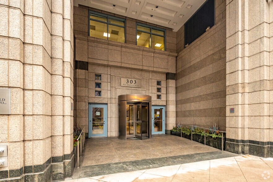 More Photos Of 303 W Madison St, Chicago Office For Lease