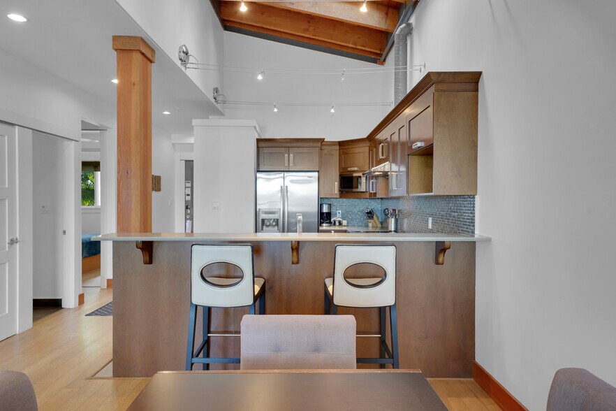 More Photos Of 118 Rainbow Rd, Salt Spring Island Land For Sale