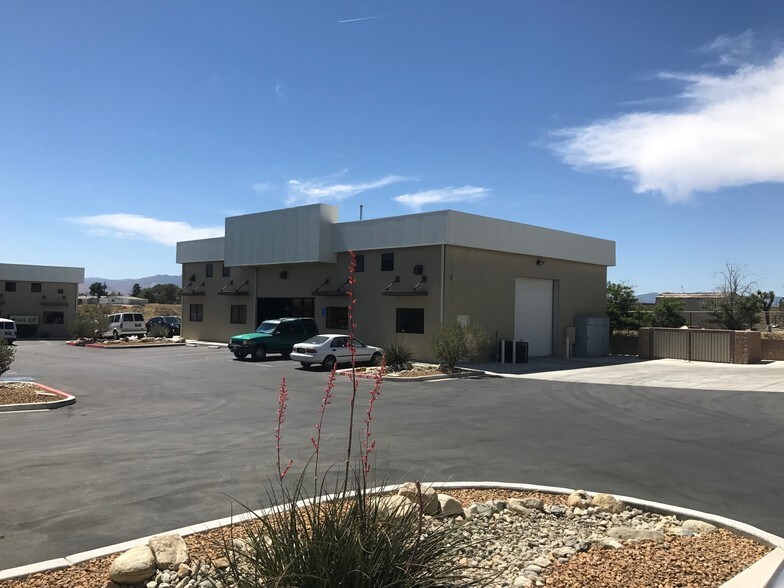 More Photos Of 10653 G Ave, Hesperia Service For Lease