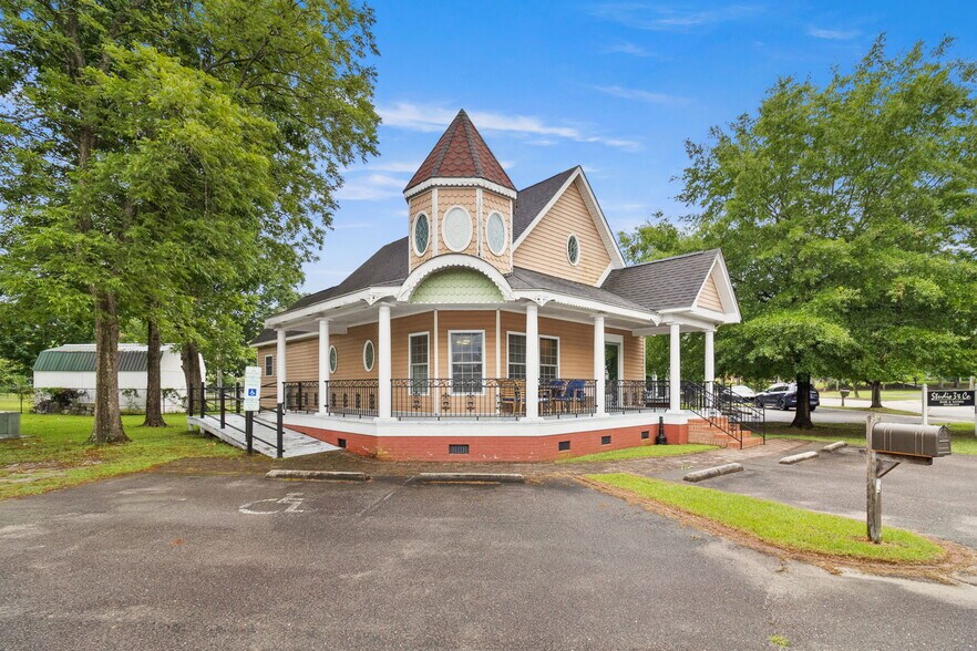 More Photos Of , Laurinburg Office For Sale