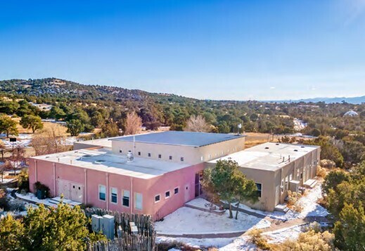 Primary Photo Of 32 Puesta del Sol, Santa Fe Office For Sale