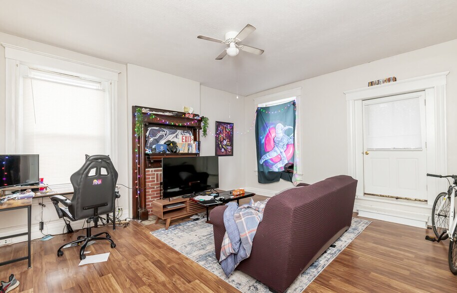 More Photos Of 1481 S 2nd St, Louisville Apartments For Sale