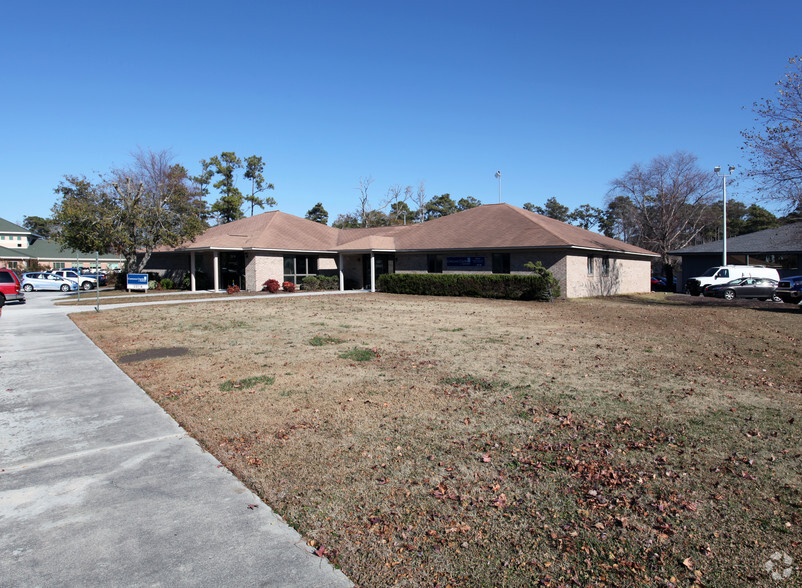 Primary Photo Of 221 Professional Cir, Morehead City Medical For Lease