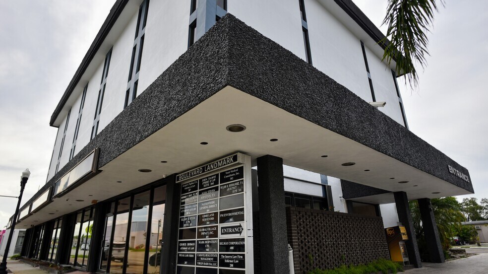 More Photos Of 2131 Hollywood Blvd, Hollywood Office Residential For Lease