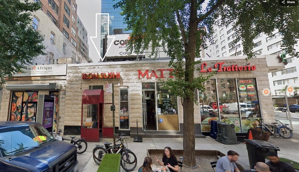 Primary Photo Of 300 E 45th St, New York Storefront For Lease