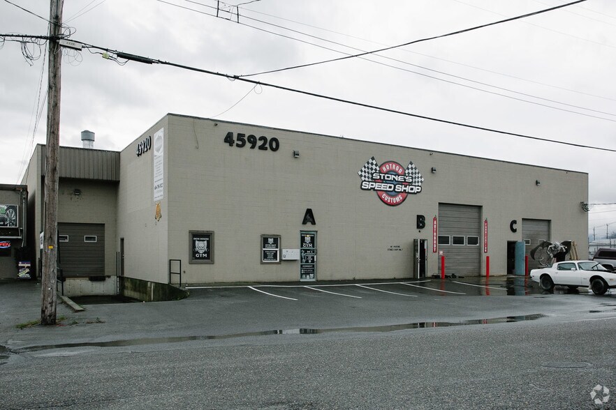 More Photos Of 45920 Rowat Ave, Chilliwack Industrial For Sale