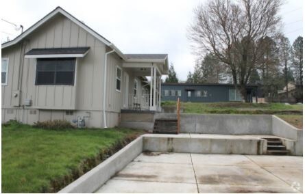 More Photos Of 6715 SW Multnomah Blvd, Portland Land For Sale