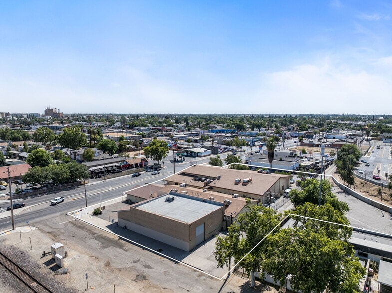 More Photos Of 1921 E Belmont Ave, Fresno Lodge Meeting Hall For Sale