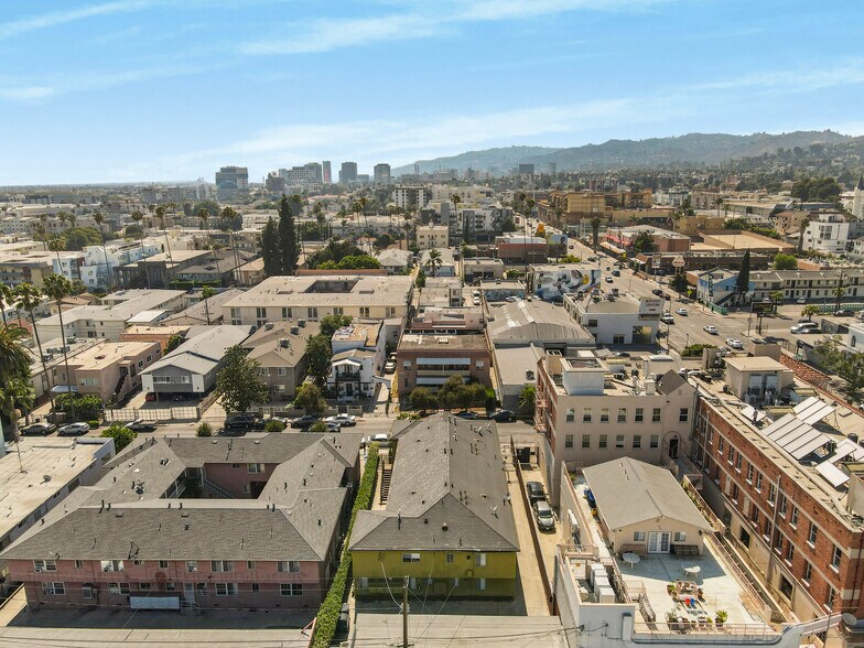More Photos Of 1646 N Harvard Blvd, Los Angeles Apartments For Sale